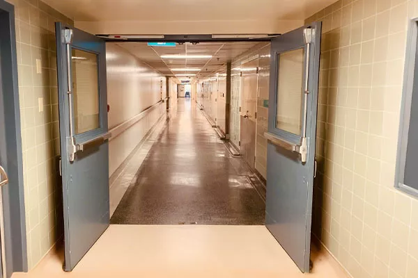 Camax's ANSI and UL-listed exit devices